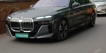 What a car waaoo