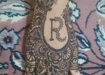 Trending mehndi design ☺️