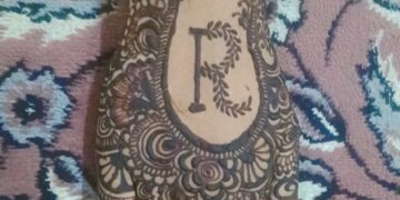 Trending mehndi design ☺️